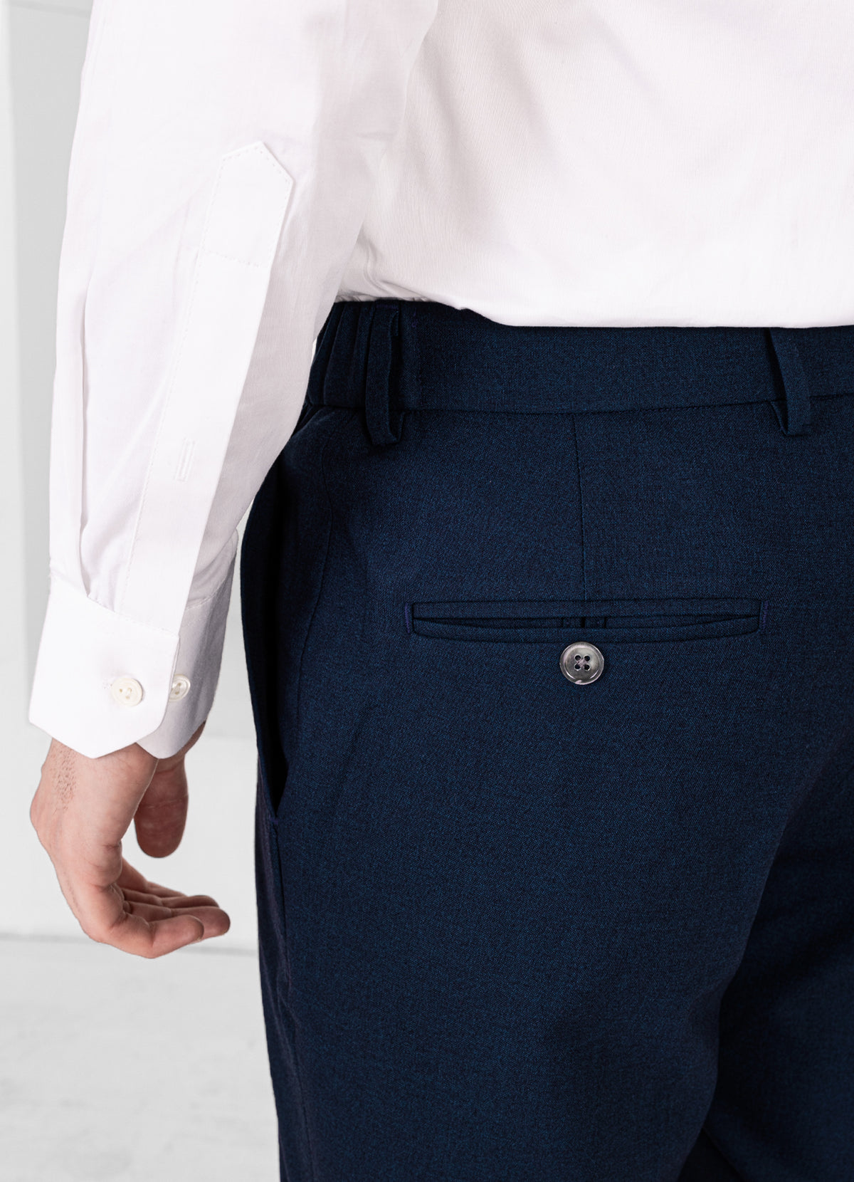 Mirage Blue Worsted Wool 4 Way Stretch Wrinkle Free Fluid Drape Fabric Single Breasted Suit